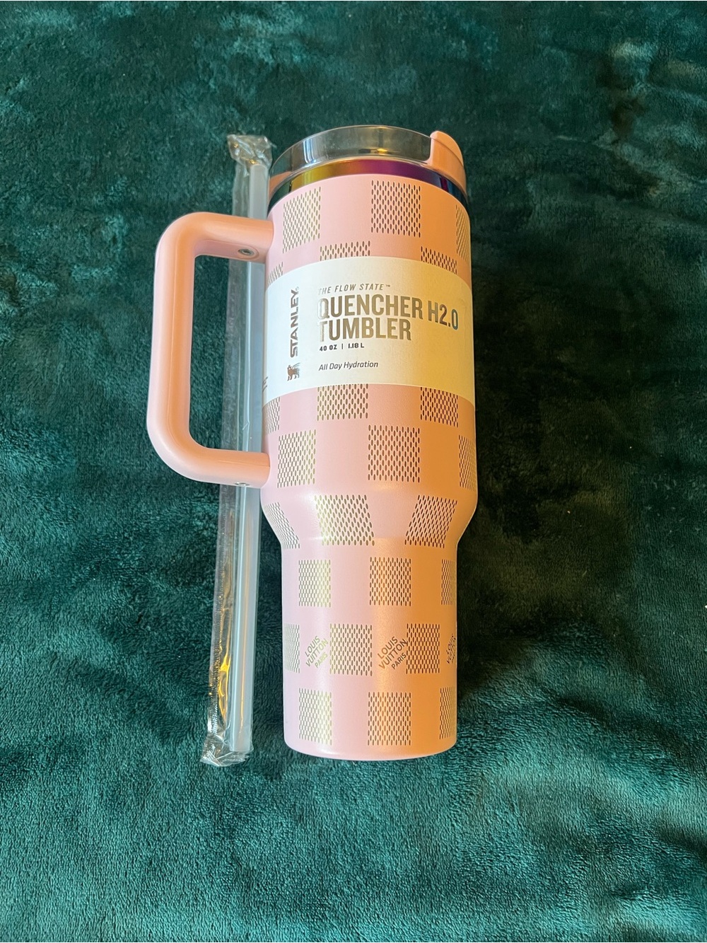 Stanley Quencher H2.0 Tumbler 40 oz - Light Pink Custom design
